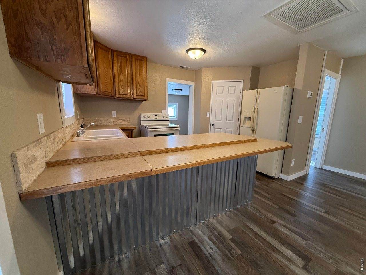 709 South 3rd St, Lamar, CO 81052