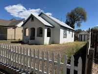 709 South 3rd St, Lamar, CO 81052