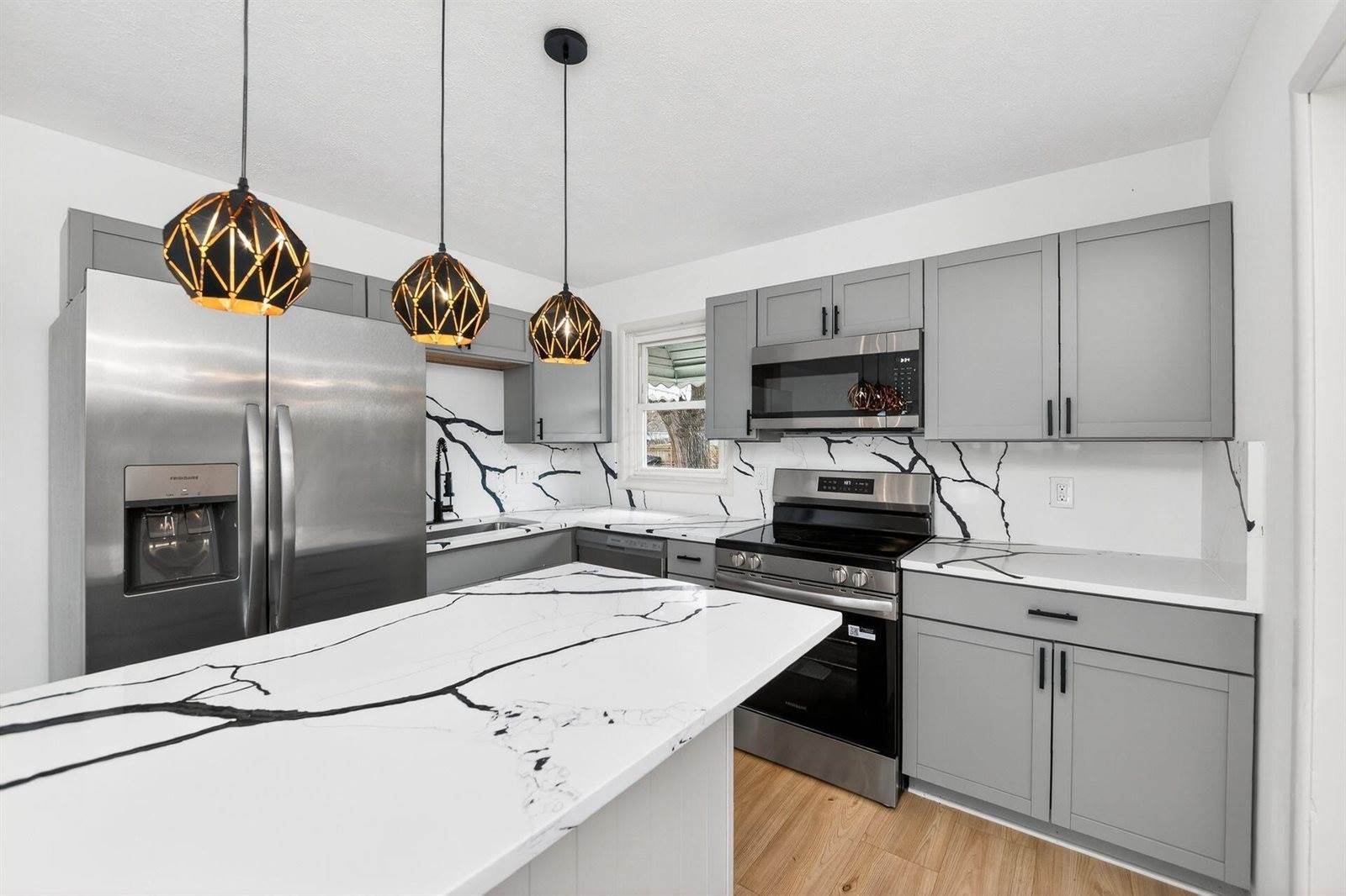 4743 Stiles Avenue, Columbus, OH 43228