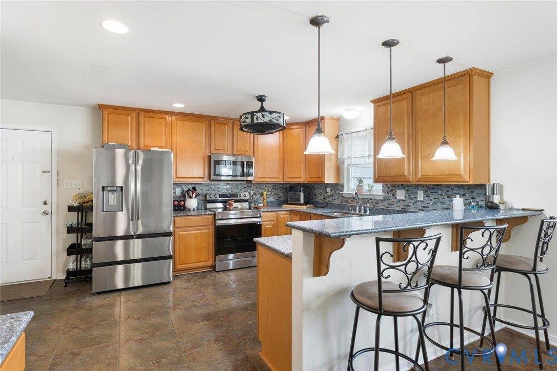 15650 River Road, Chesterfield, VA 23838