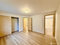 1200 North 12th Place, Mount Vernon, WA 98273