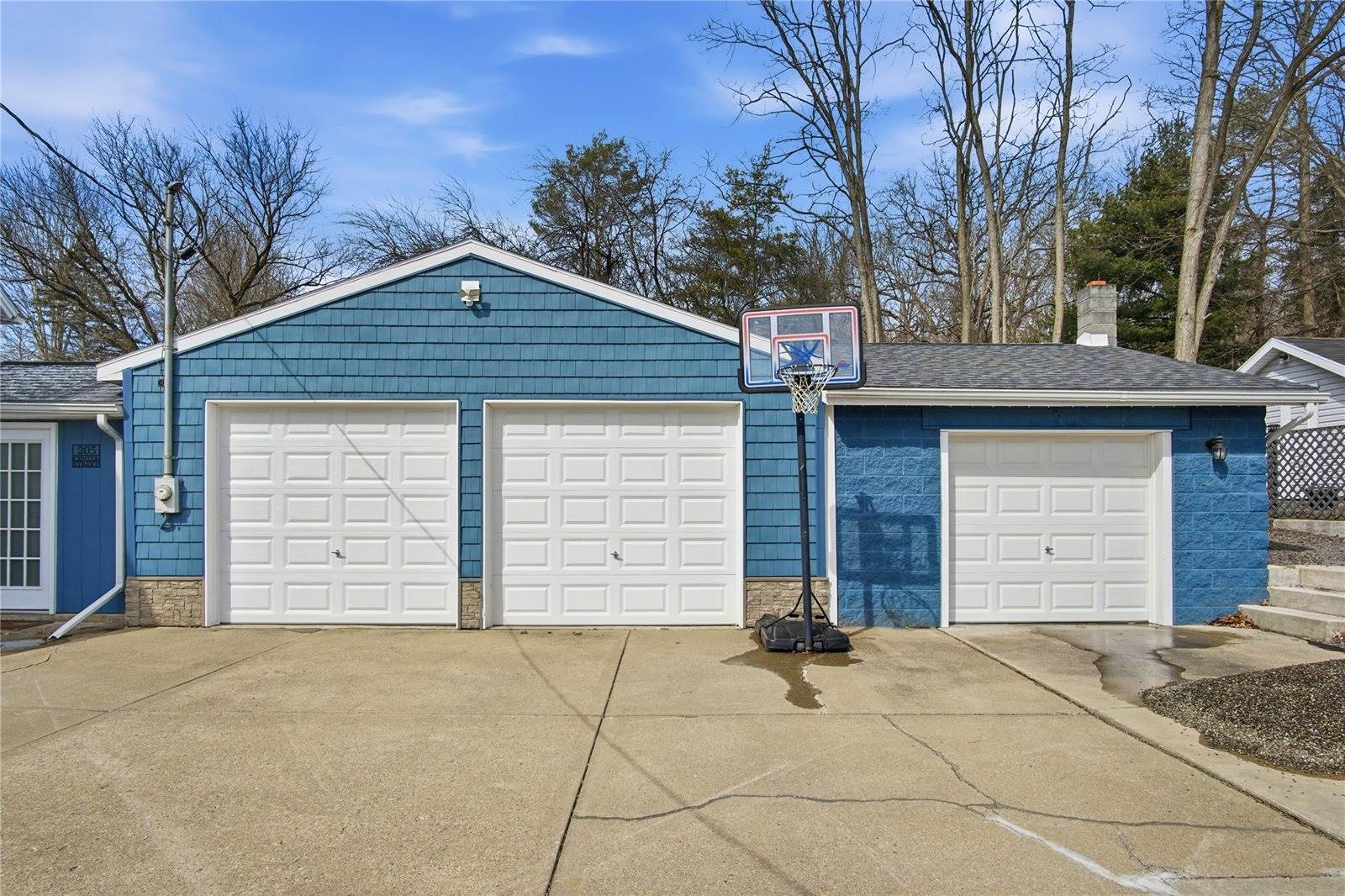 205 Center Street, Waverly, NY 14892