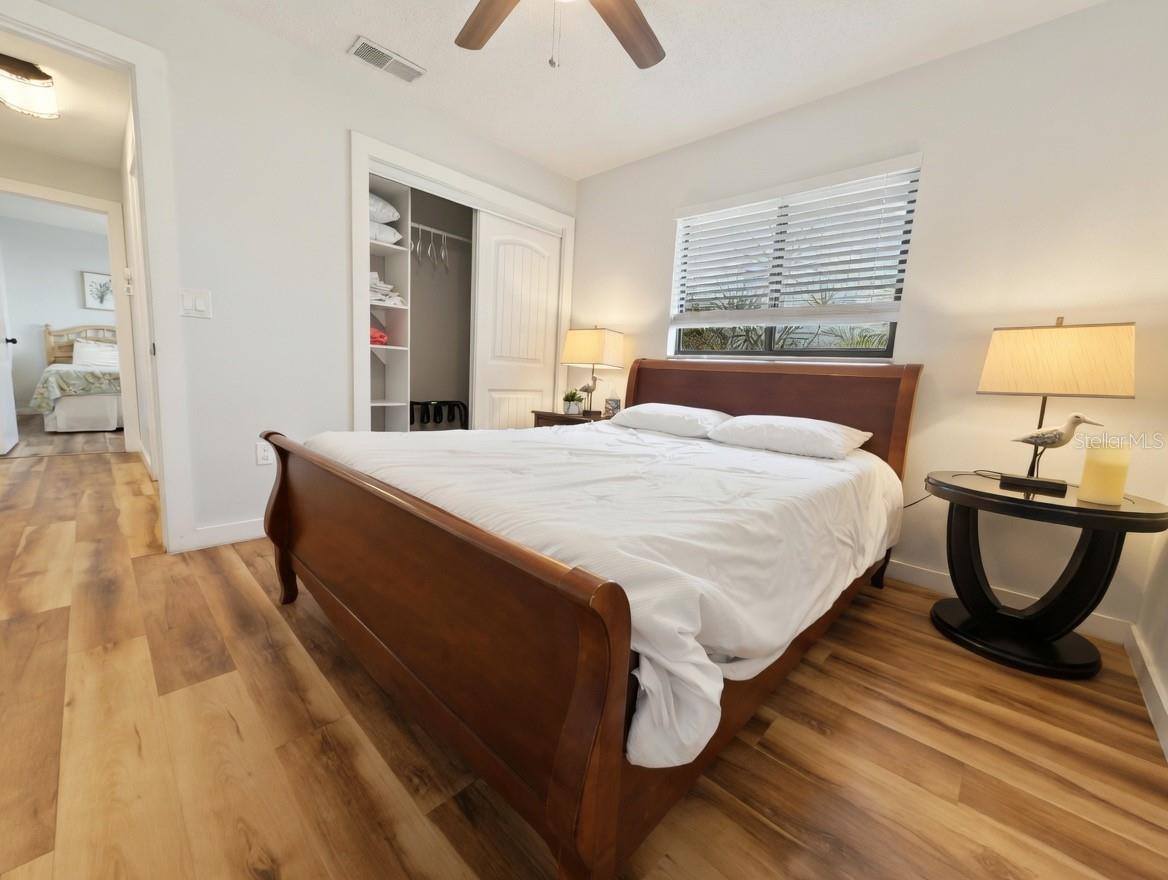 8425 Cypress Lake Circle, Sarasota, FL 34243