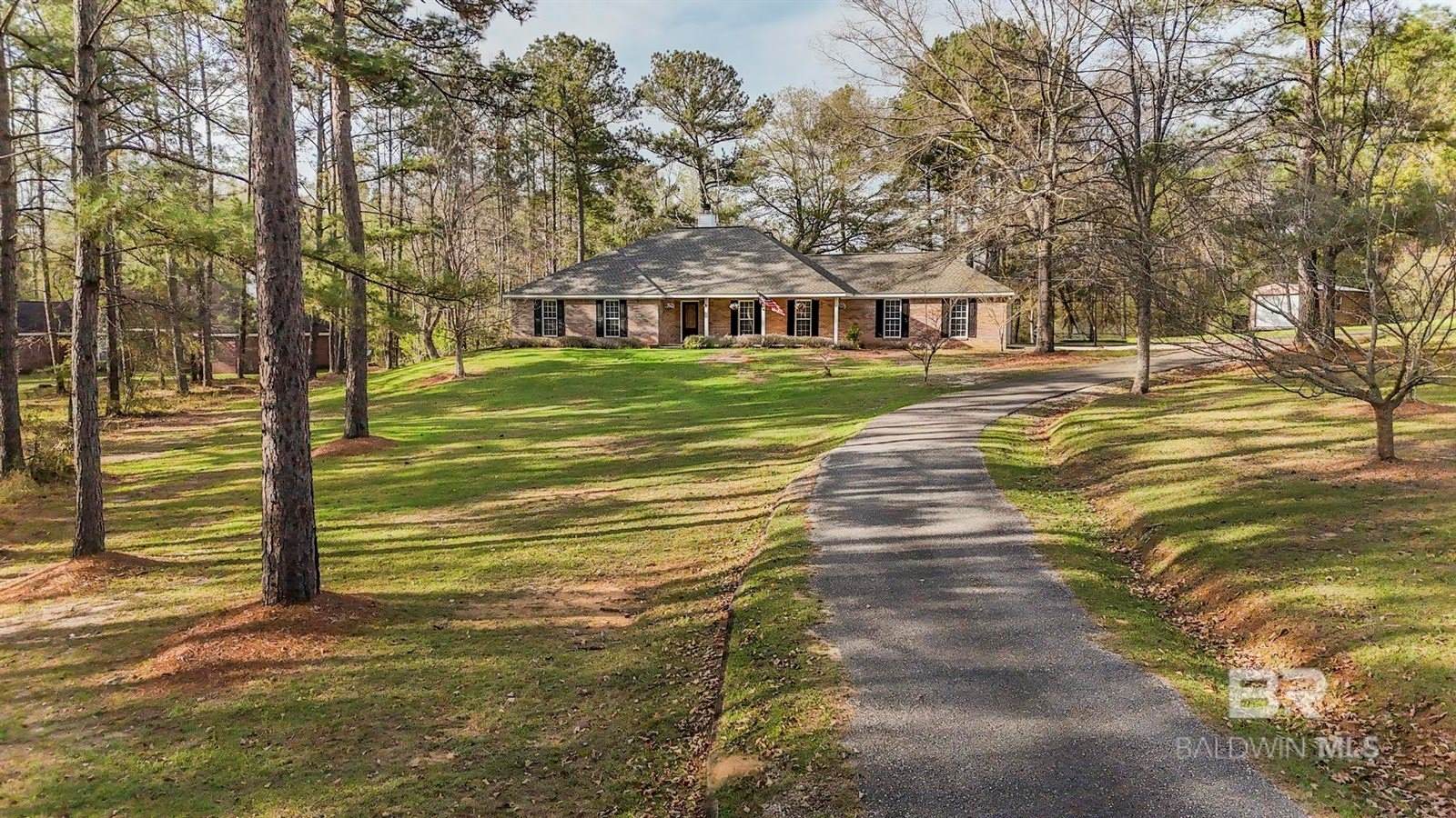 8077 Hooks Road, Bay Minette, AL 36507