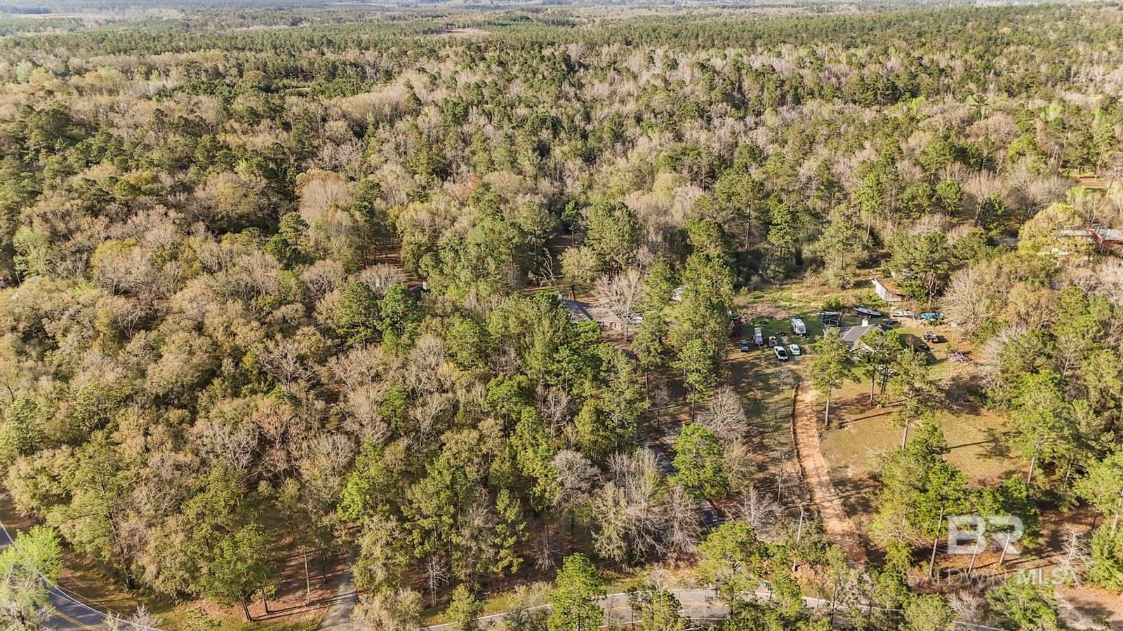 8077 Hooks Road, Bay Minette, AL 36507