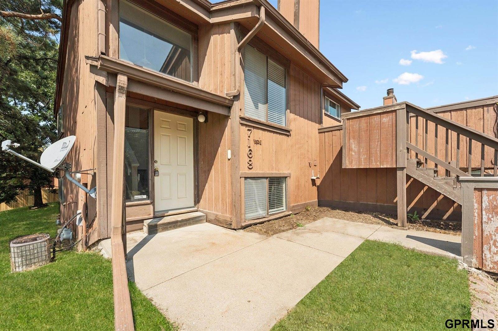 7168 North 78 Court, Omaha, NE 68122