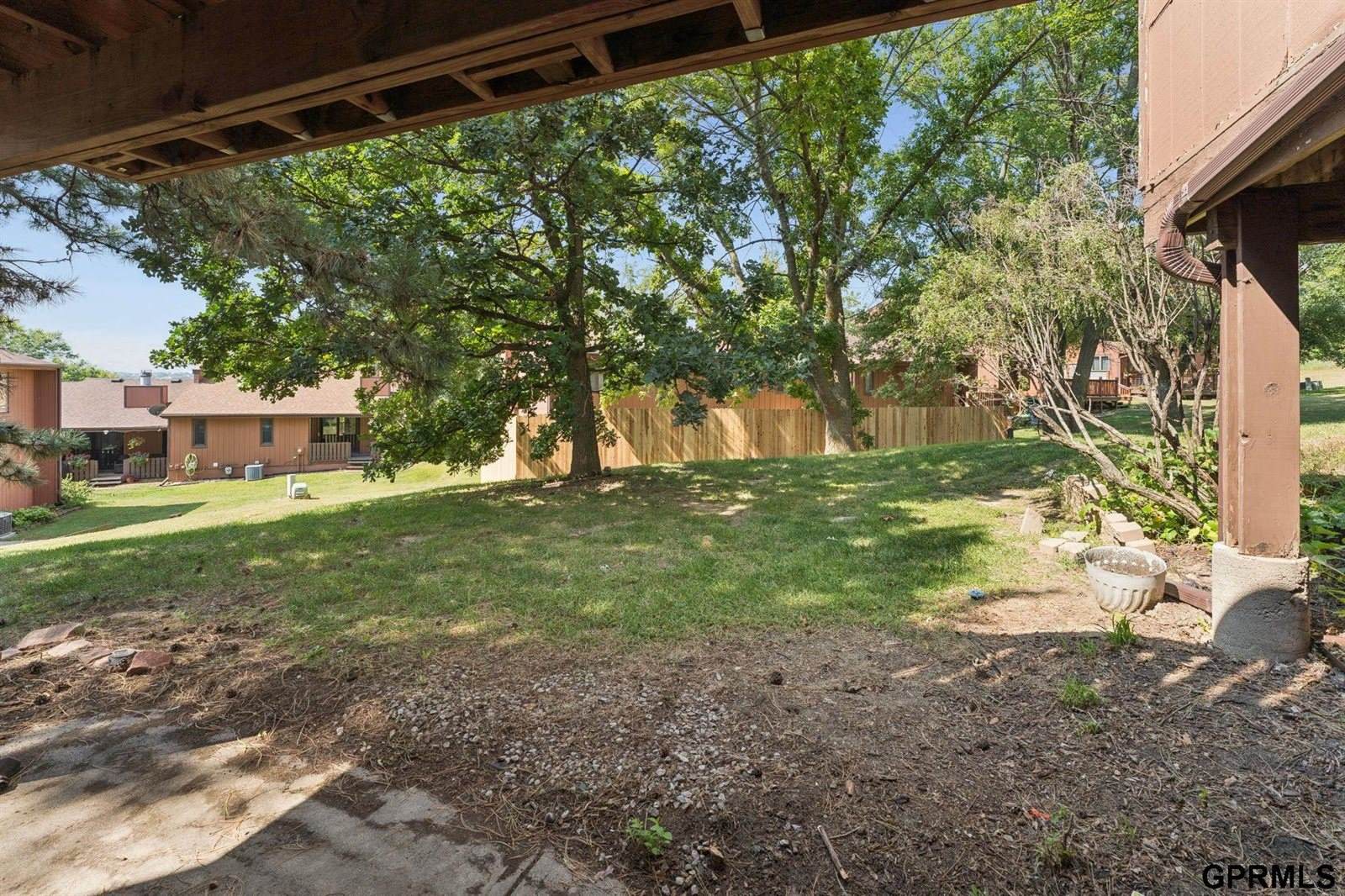 7168 North 78 Court, Omaha, NE 68122