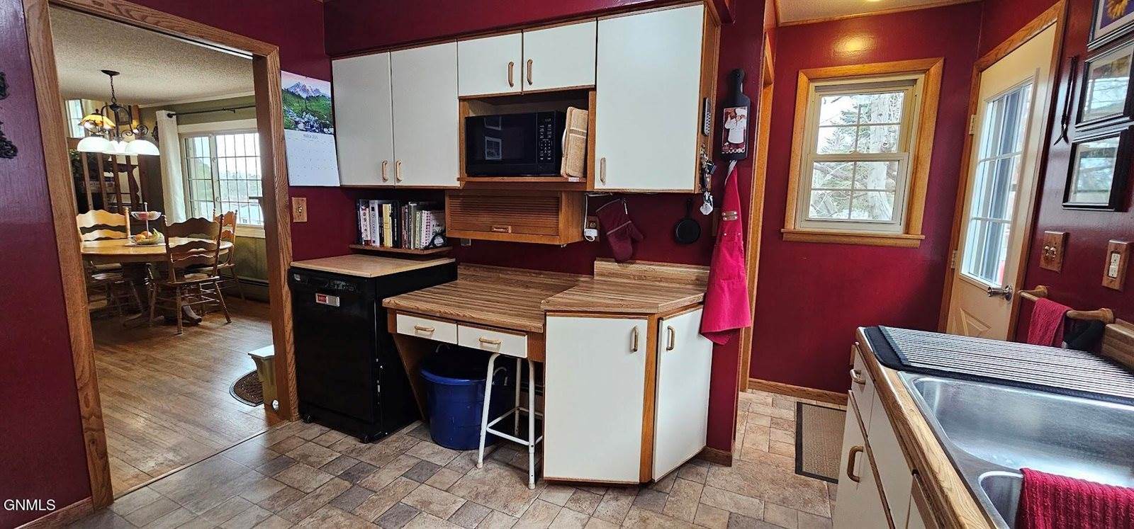 1401 6th Avenue NW, Mandan, ND 58554