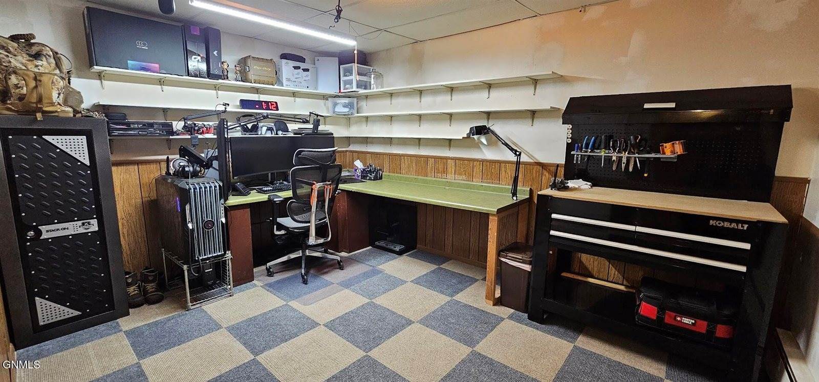 1401 6th Avenue NW, Mandan, ND 58554