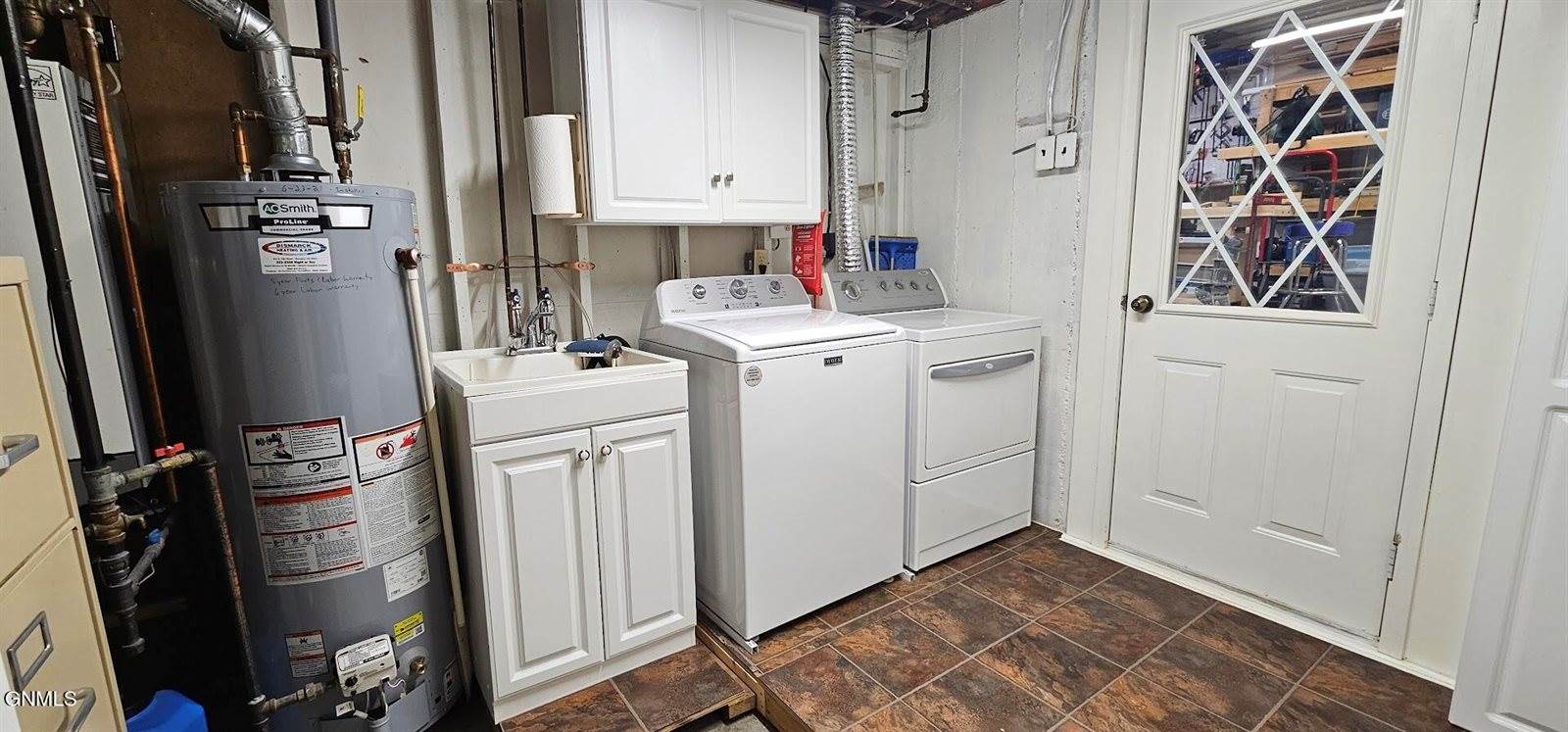 1401 6th Avenue NW, Mandan, ND 58554