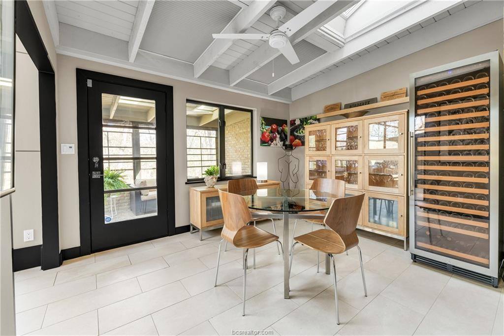 24 Forest Drive, College Station, TX 77840