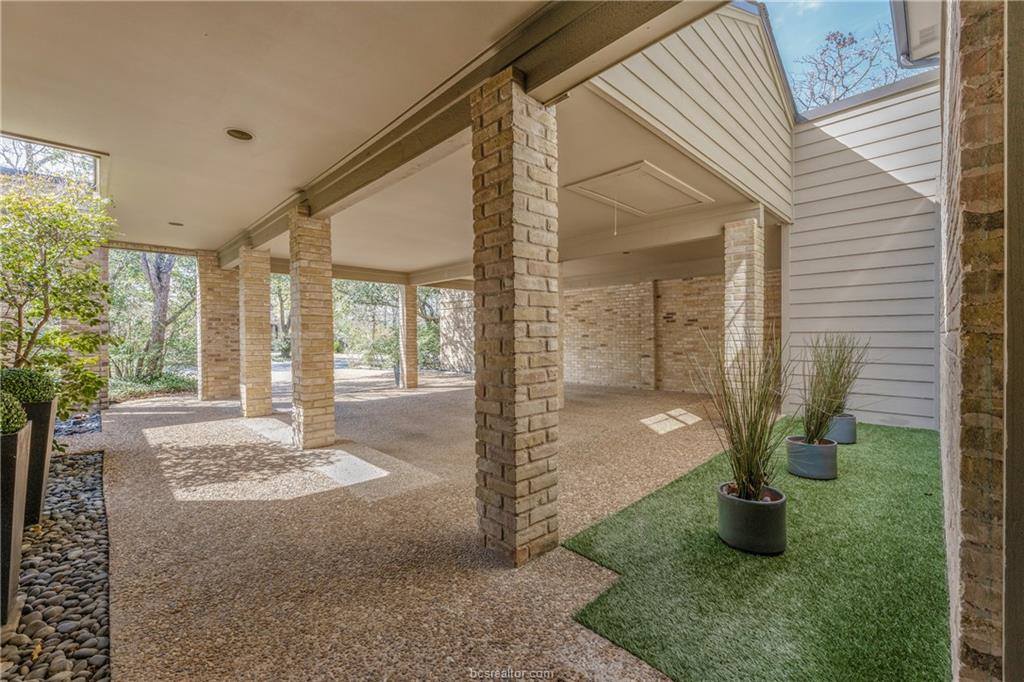 24 Forest Drive, College Station, TX 77840