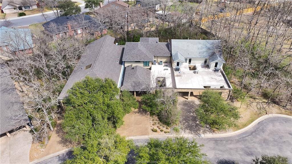 24 Forest Drive, College Station, TX 77840