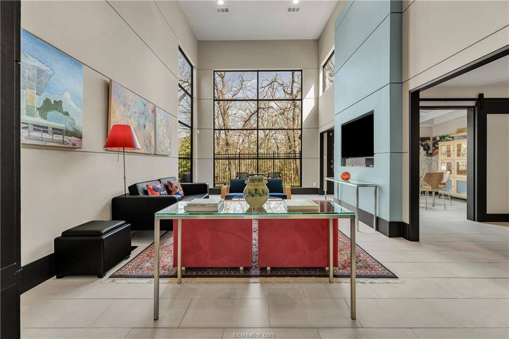 24 Forest Drive, College Station, TX 77840