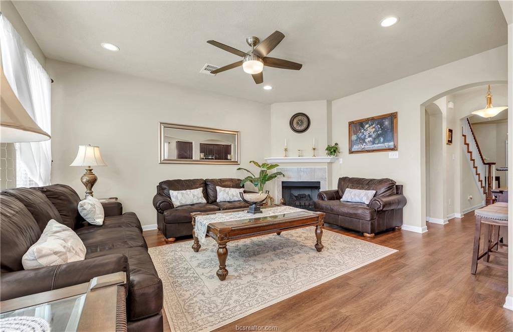 2511 Kimbolton Drive, College Station, TX 77845