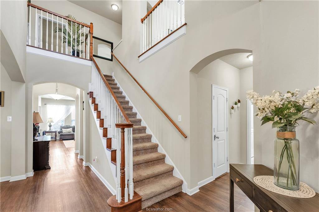 2511 Kimbolton Drive, College Station, TX 77845