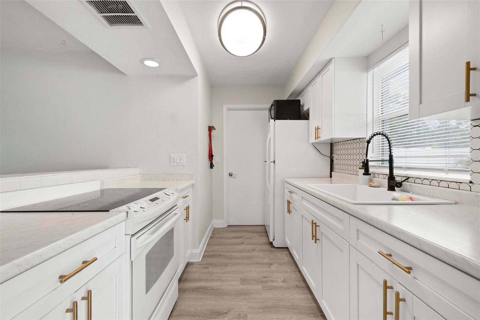 5120 Brookmeade Drive, Sarasota, FL 34232