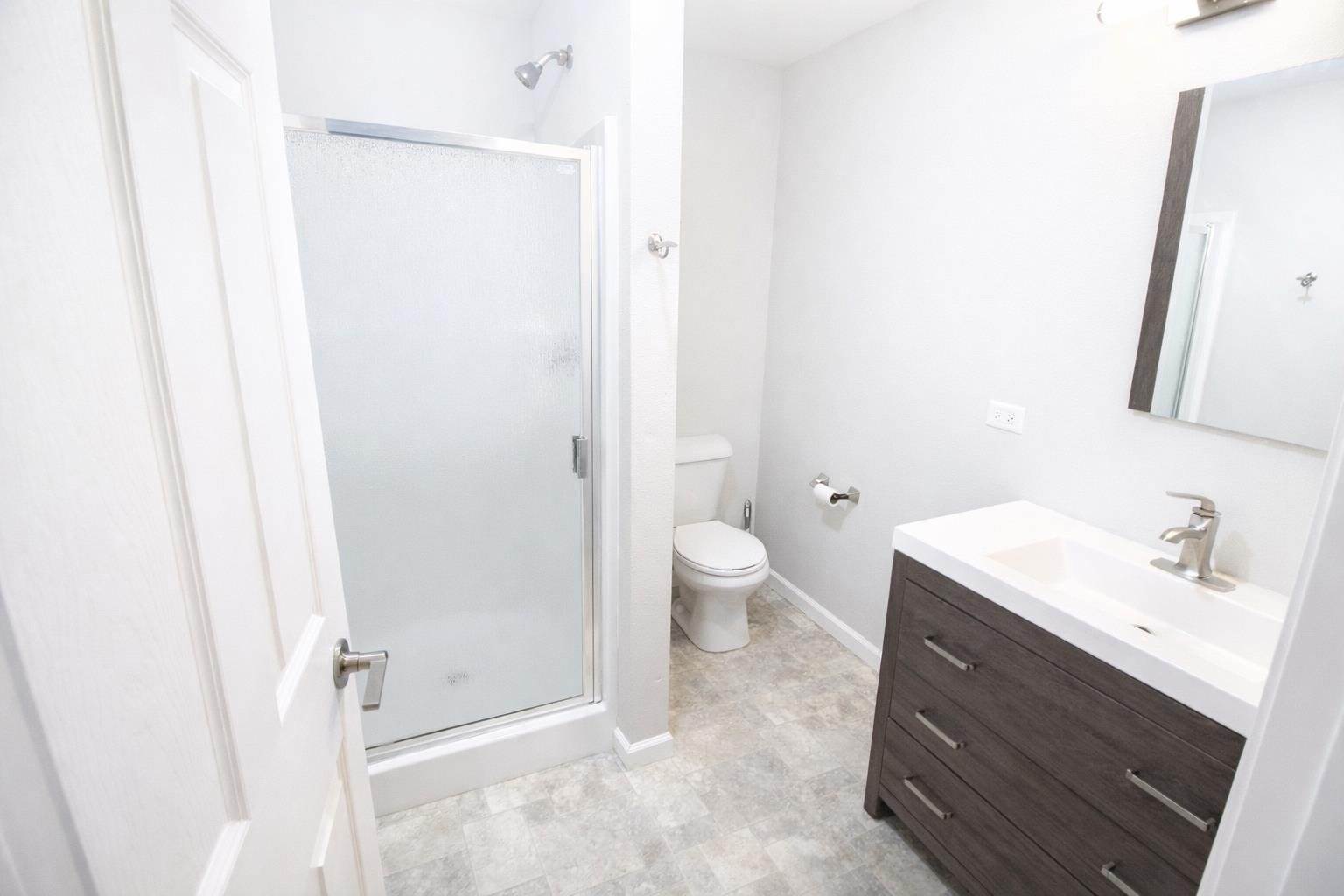 1114 4th St NE, Minot, ND 58703