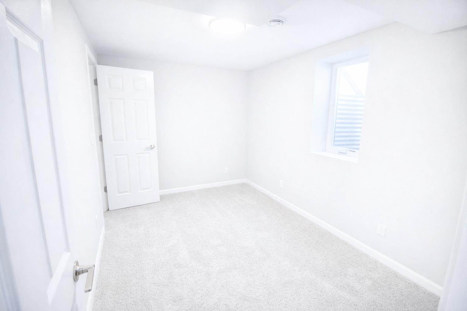 1114 4th St NE, Minot, ND 58703