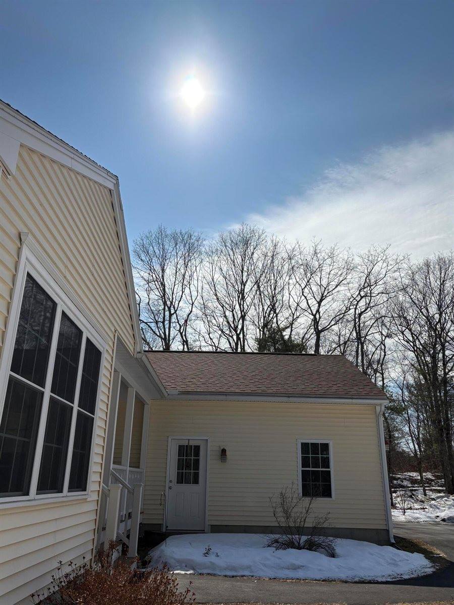 35 Deerfield Drive, Brunswick, ME 04011