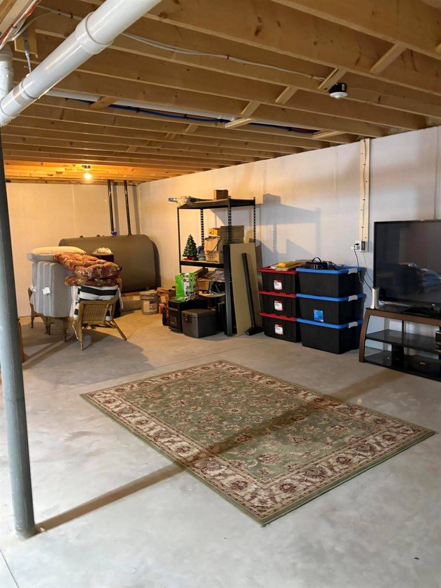 35 Deerfield Drive, Brunswick, ME 04011