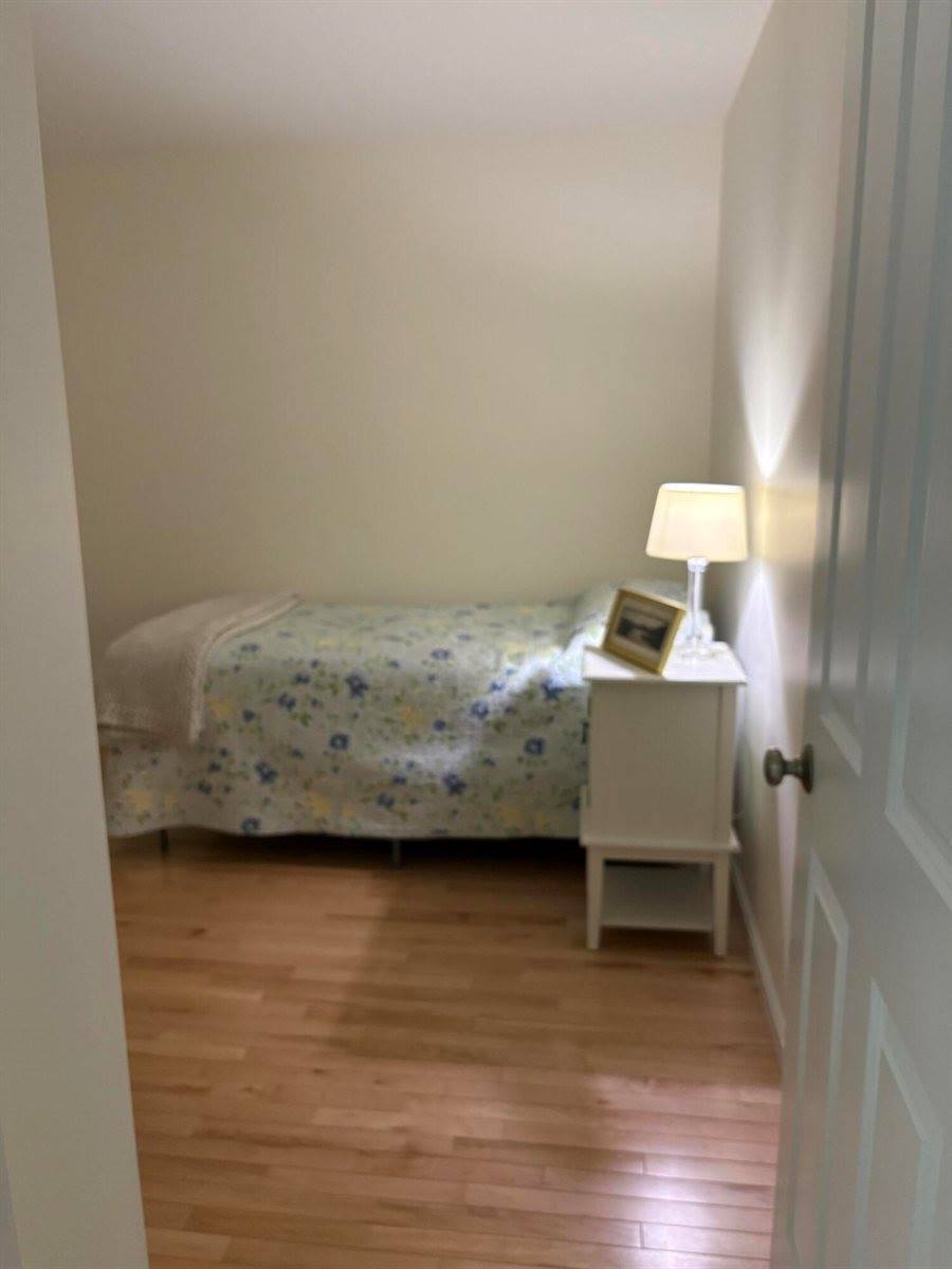 35 Deerfield Drive, Brunswick, ME 04011