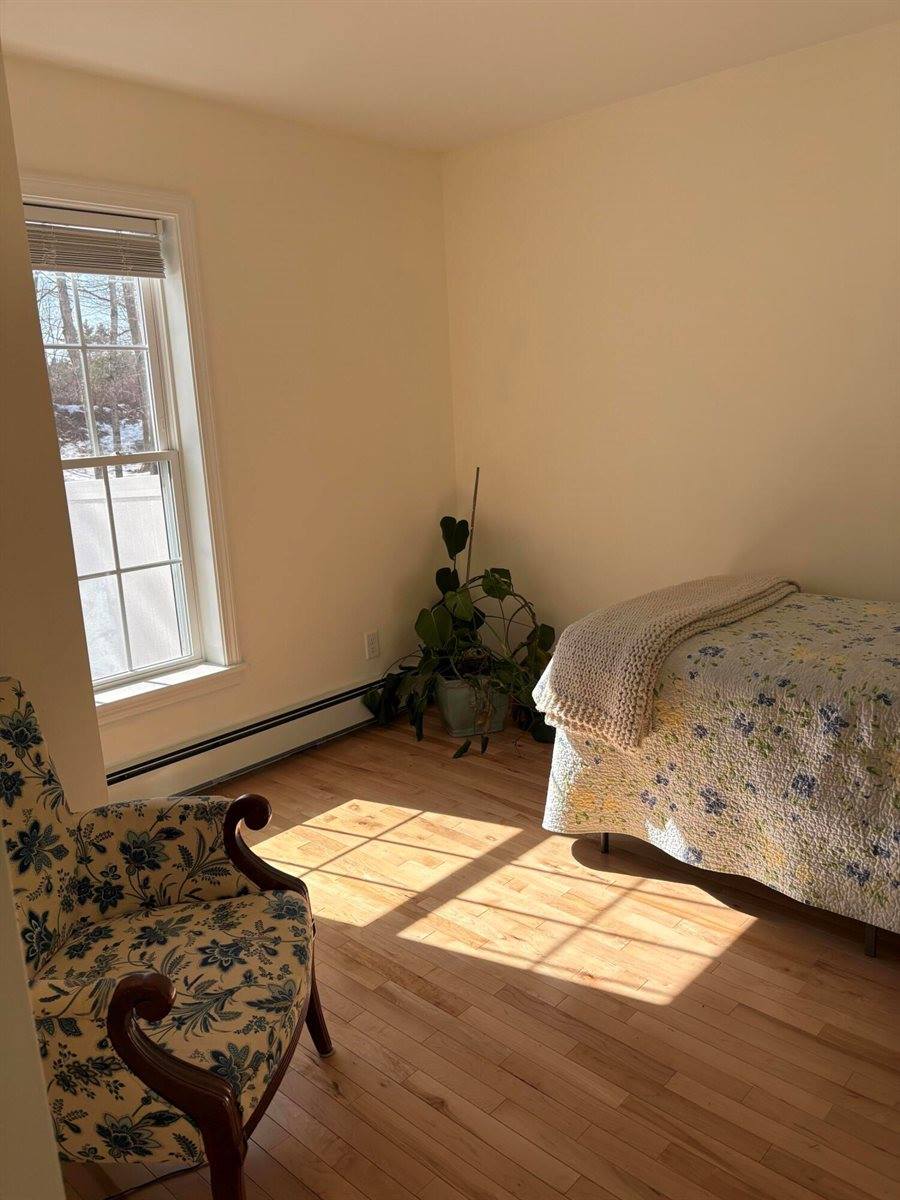 35 Deerfield Drive, Brunswick, ME 04011