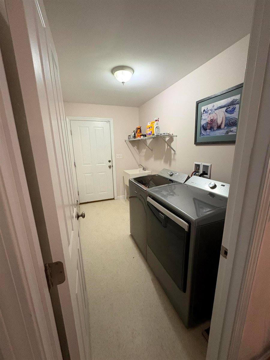 35 Deerfield Drive, Brunswick, ME 04011