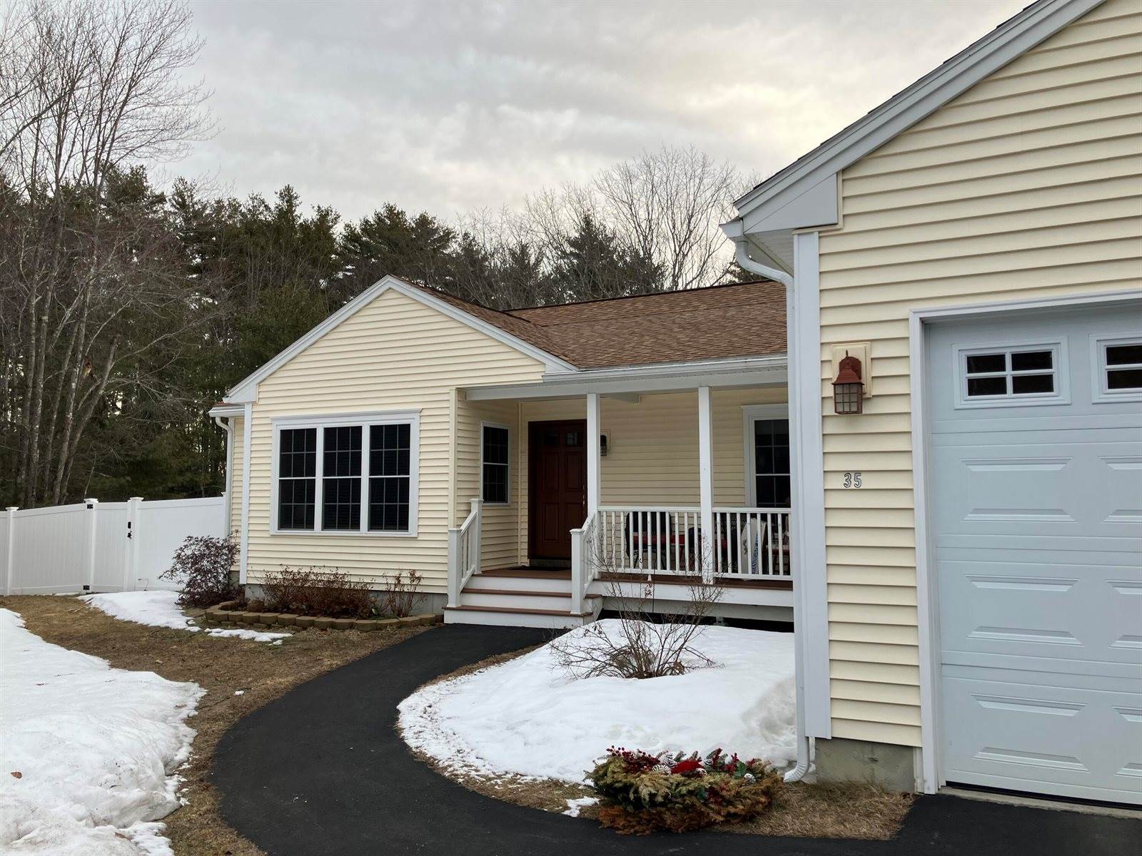 35 Deerfield Drive, Brunswick, ME 04011