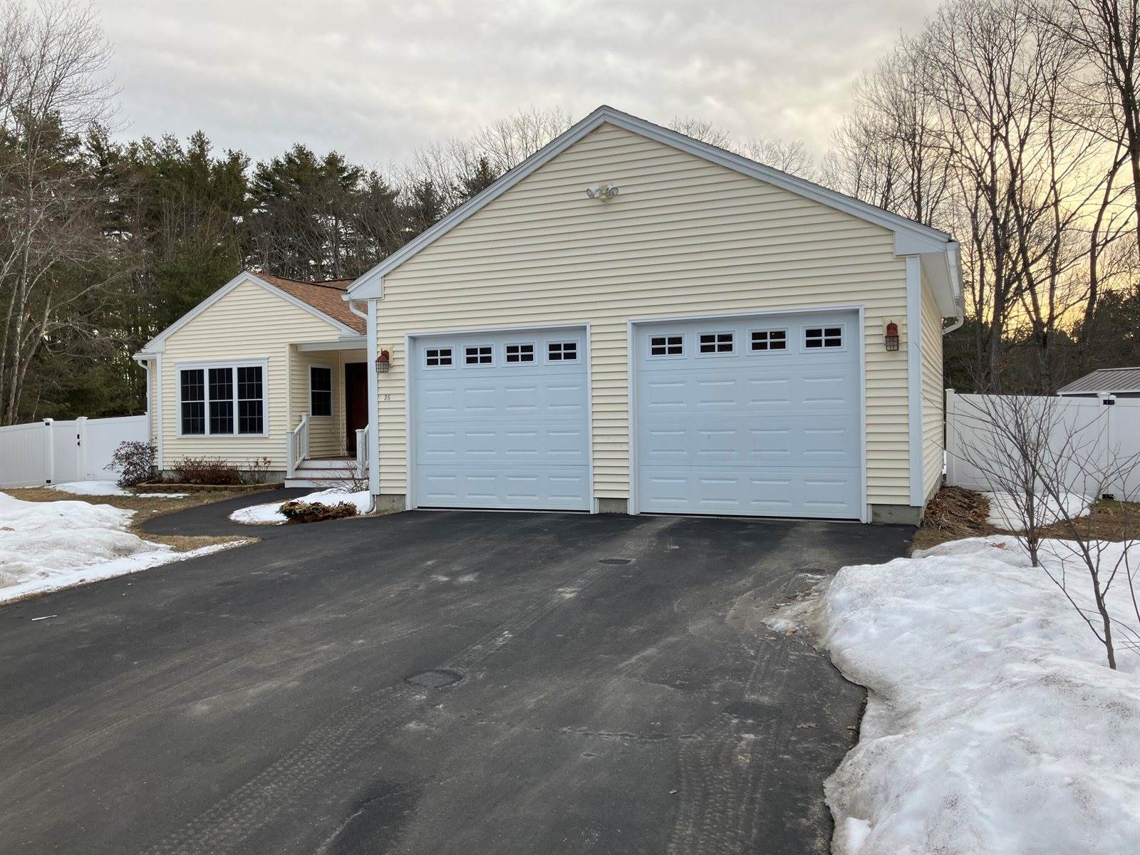 35 Deerfield Drive, Brunswick, ME 04011