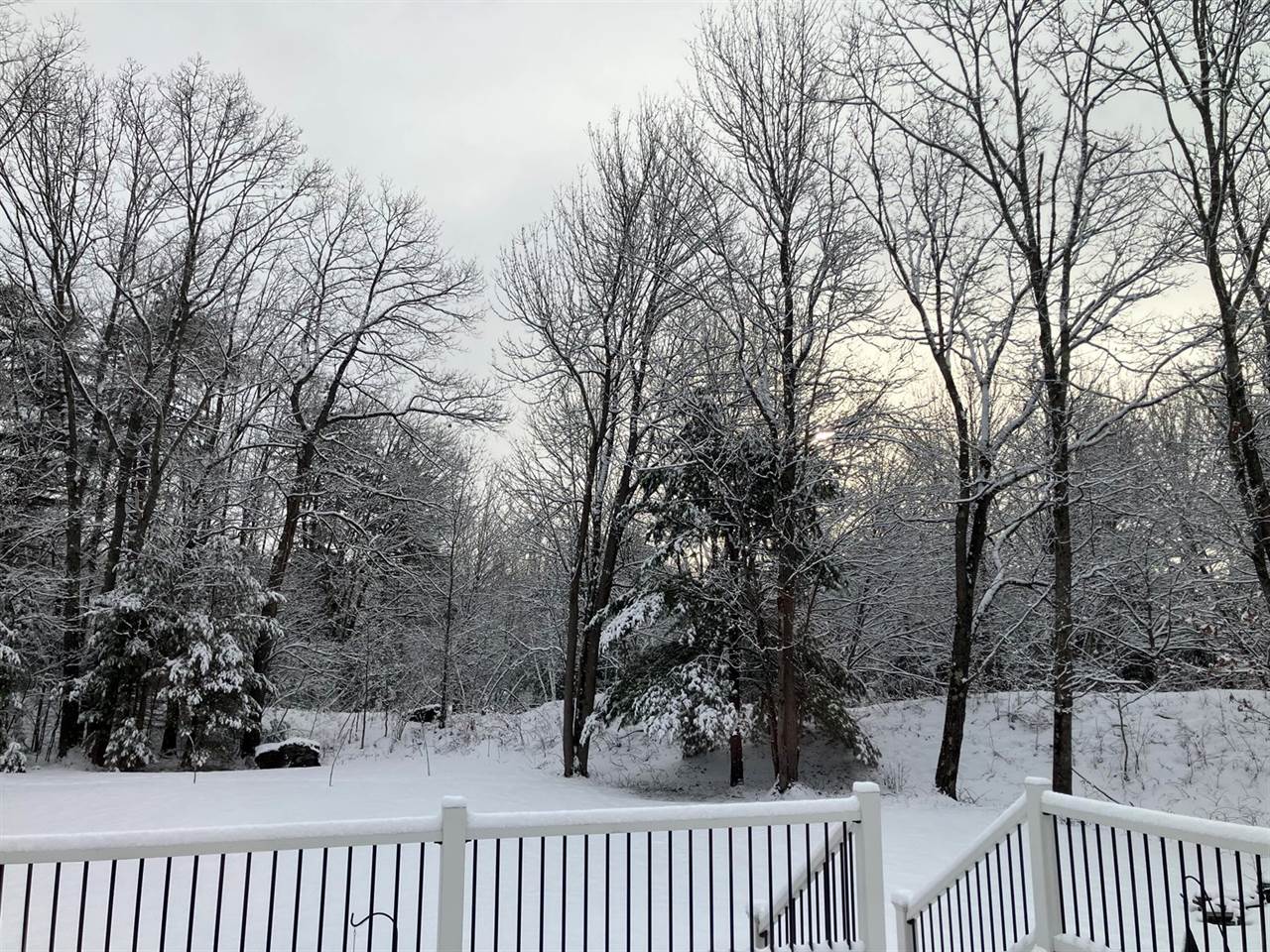 35 Deerfield Drive, Brunswick, ME 04011