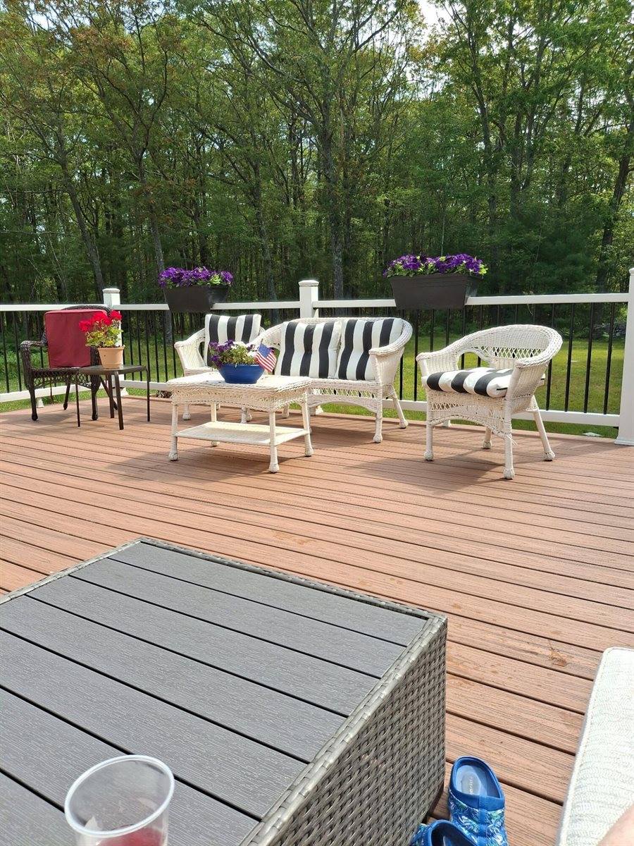 35 Deerfield Drive, Brunswick, ME 04011