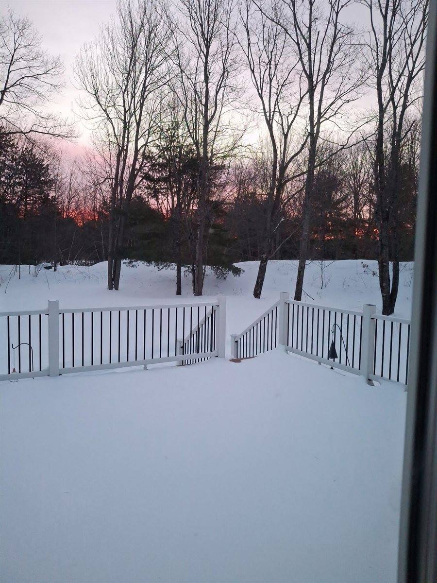 35 Deerfield Drive, Brunswick, ME 04011