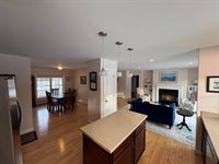 35 Deerfield Drive, Brunswick, ME 04011