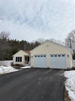 35 Deerfield Drive, Brunswick, ME 04011