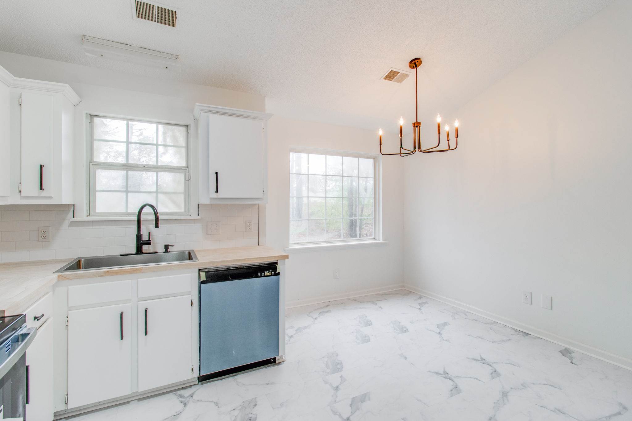 424 Rockhaven Drive, Columbia, SC 29223