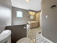 411 Edgemoor, Terre Haute, IN 47802