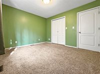 411 Edgemoor, Terre Haute, IN 47802