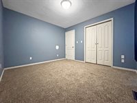 411 Edgemoor, Terre Haute, IN 47802