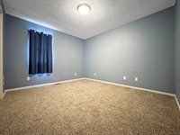 411 Edgemoor, Terre Haute, IN 47802