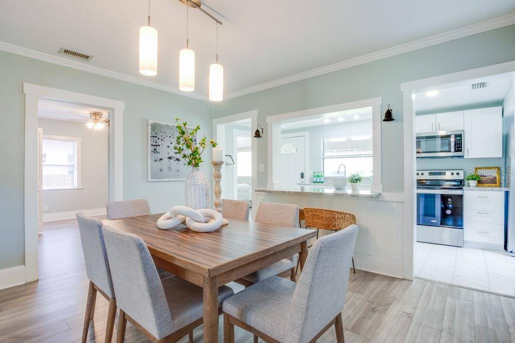 905 Plaza Street, Clearwater, FL 33755