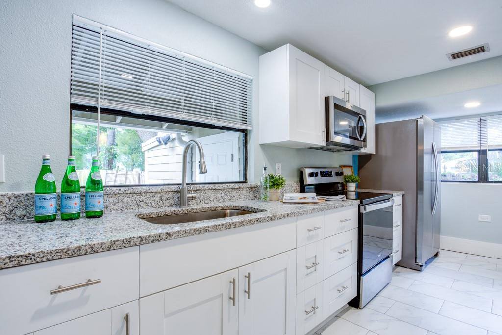 905 Plaza Street, Clearwater, FL 33755