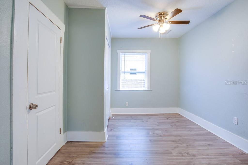 905 Plaza Street, Clearwater, FL 33755