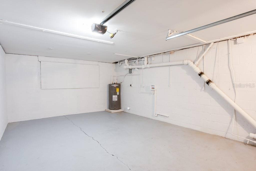 905 Plaza Street, Clearwater, FL 33755