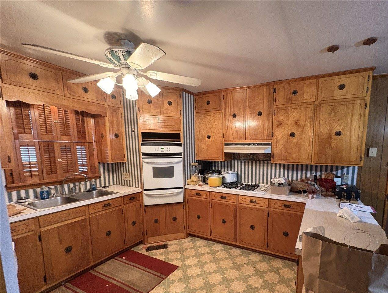 213 Guess Subdivision Lane, Marion, KY 42064