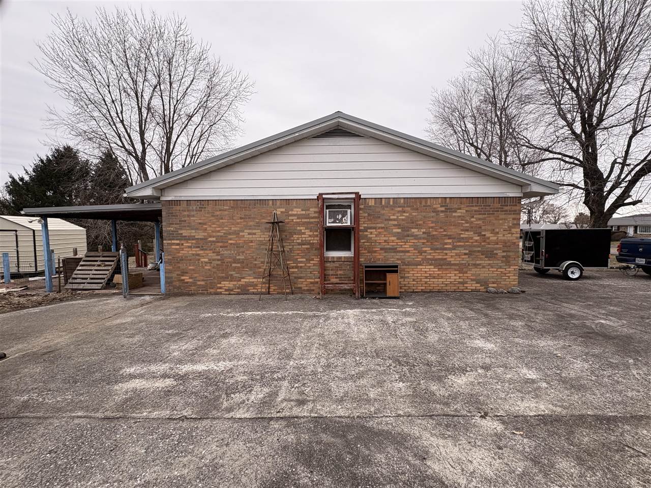 213 Guess Subdivision Lane, Marion, KY 42064