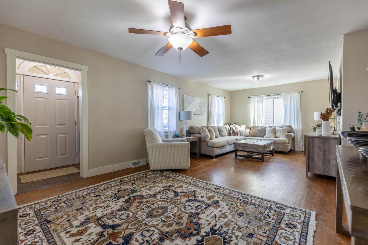 1920 16th STREET S, La Crosse, WI 54601