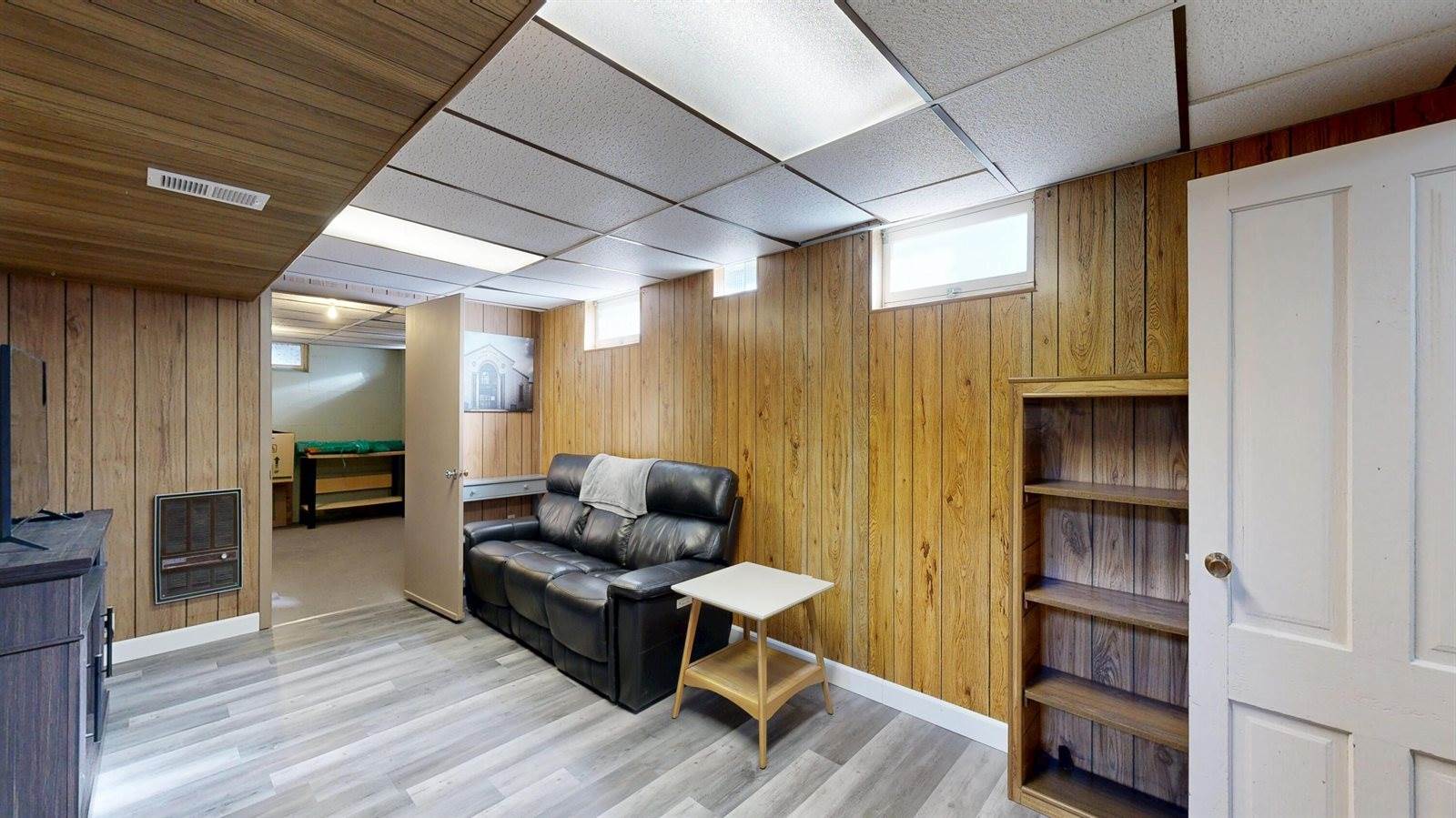 622 9th Ave South, Onalaska, WI 54650