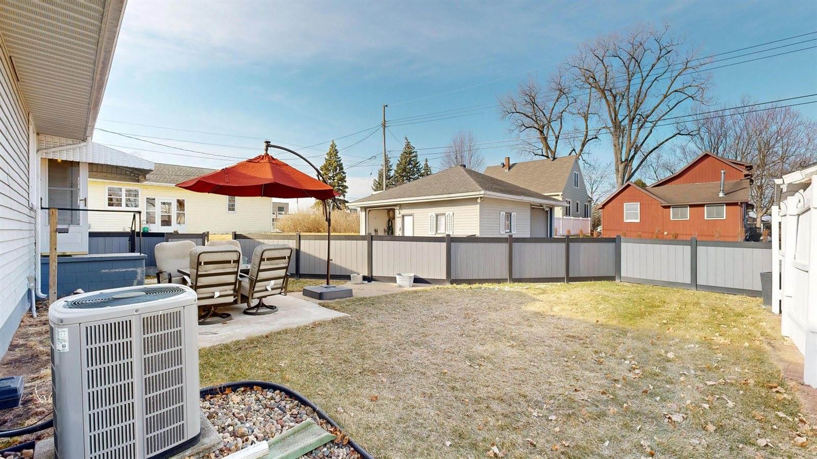 622 9th Ave South, Onalaska, WI 54650