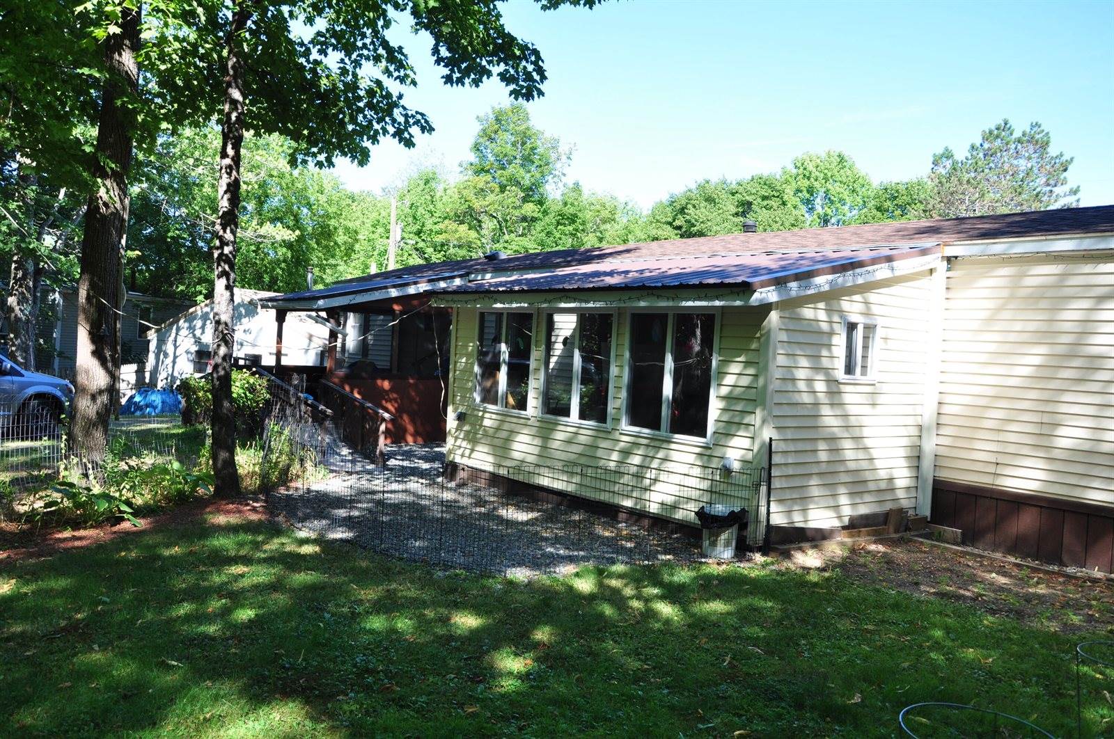 83 Charleston Road, Dexter, ME 04930